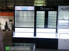深圳哪里可以定做烤漆眼鏡展示柜？珠寶手表、皮具箱包、玻璃貨架柜定制指南
